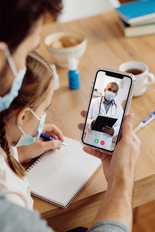 Telemedizin vs. Präsenzmedizin: Was gehört wohin? Prof. Dr. Markus Masin erklärt die rechtlichen Unterschiede